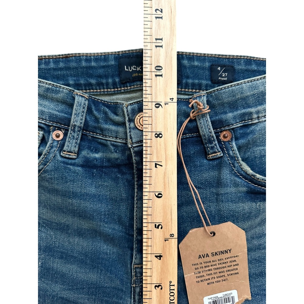 NWT Lucky Brand Ava Skinny Distressed Ankle Jeans Medium Wash Raw Hem Size 4/27 - Picture 6 of 9